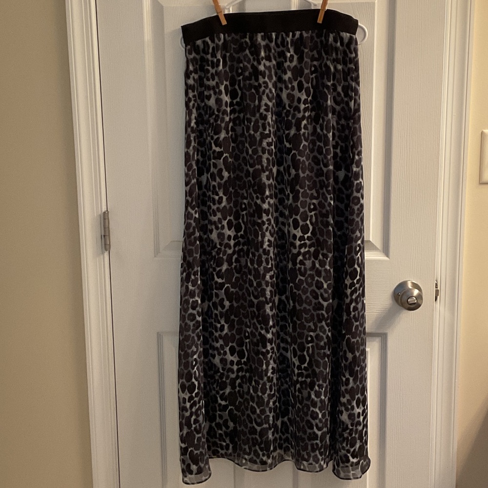 Express Leopard Print Maxi Skirt - Black and Gray